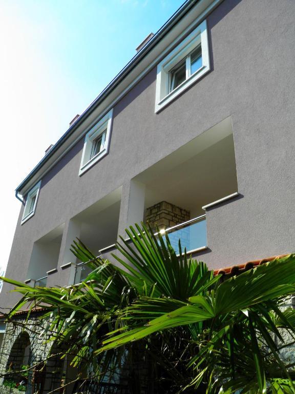 Apartments Link Ровинь Экстерьер фото