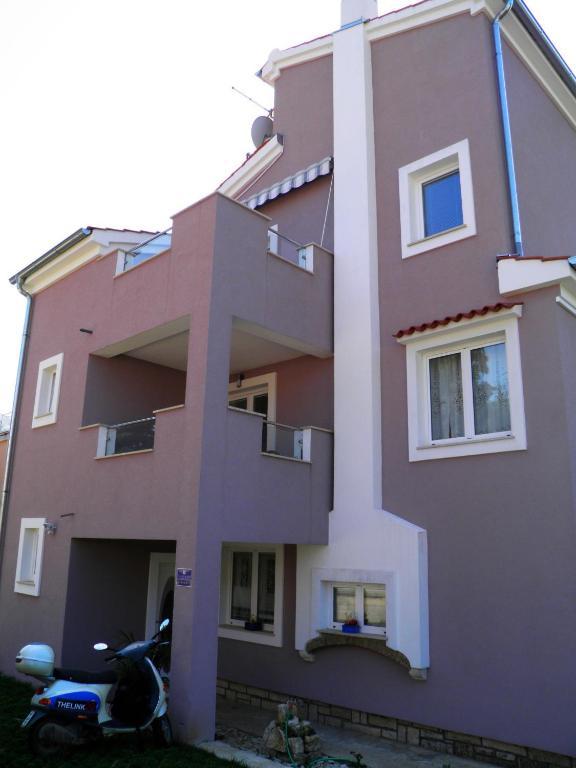 Apartments Link Ровинь Экстерьер фото